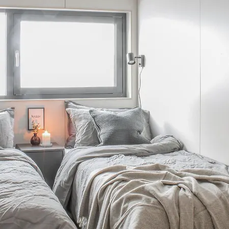 Gorgeous In With Wifi Apartment *